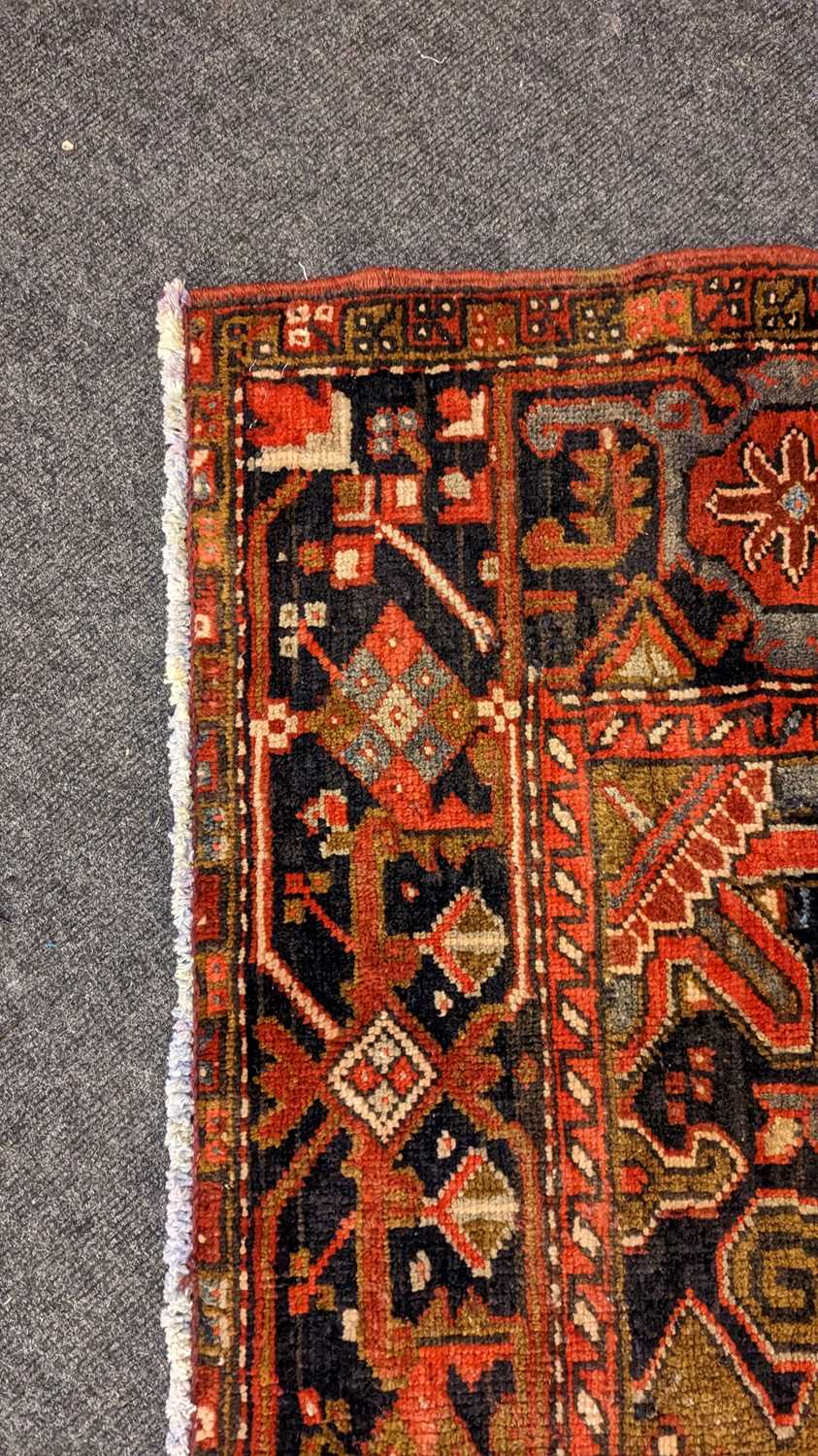 A Heriz carpet - Image 10 of 26