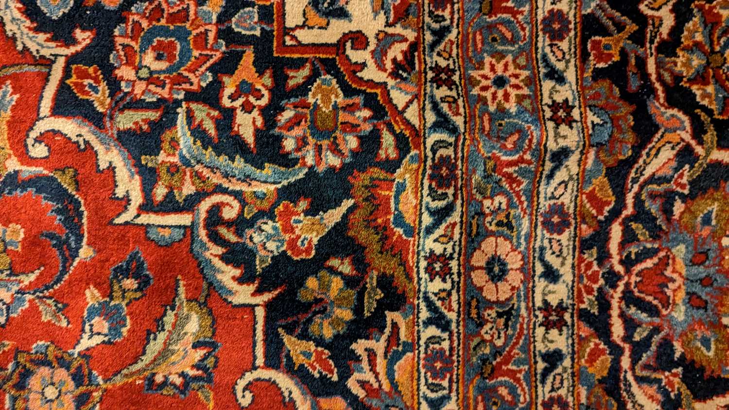 A Kashan carpet - Image 18 of 22