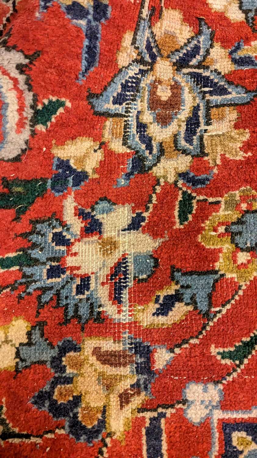 An Isfahan carpet - Image 21 of 23