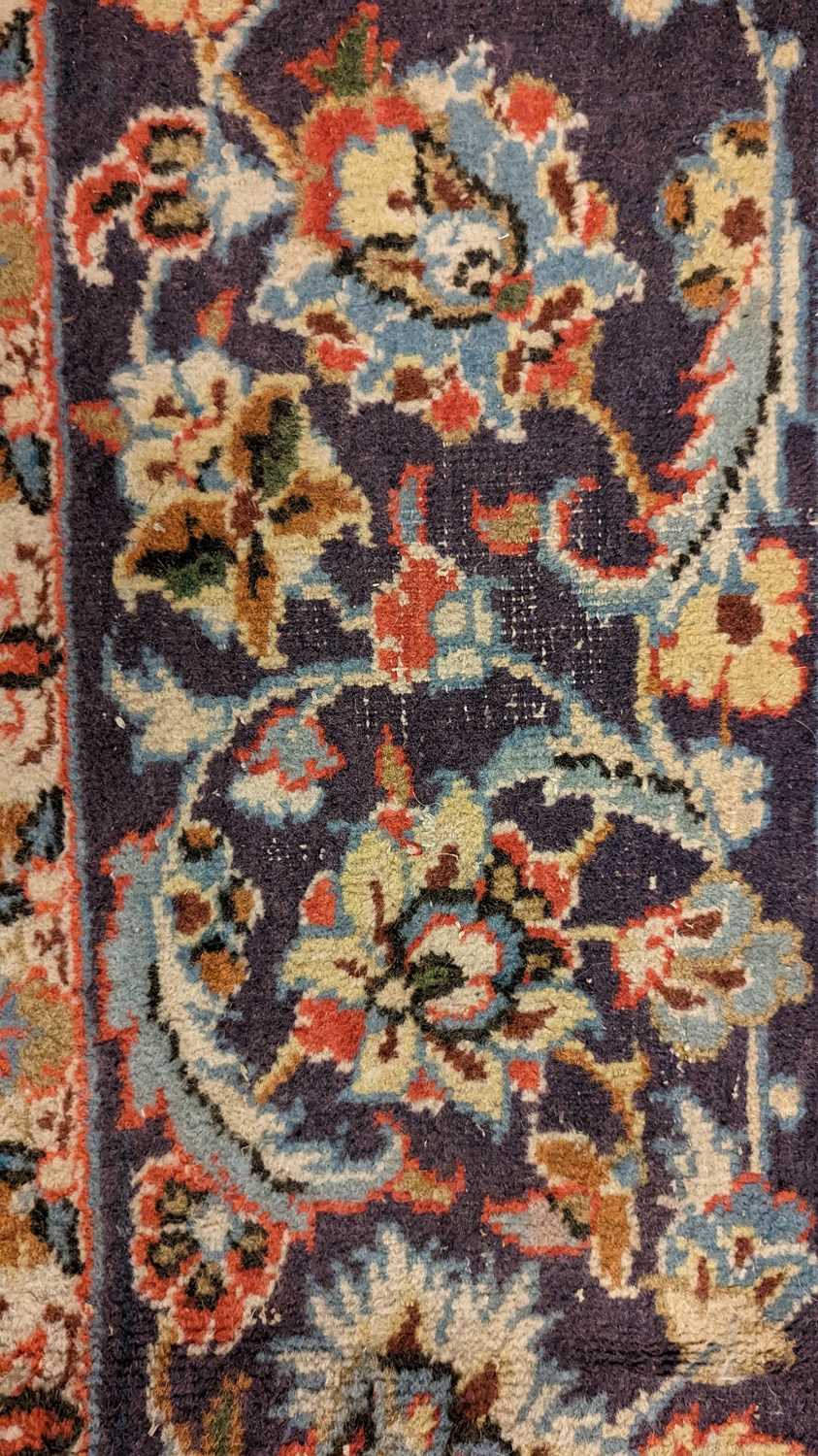 An Isfahan carpet - Image 6 of 23