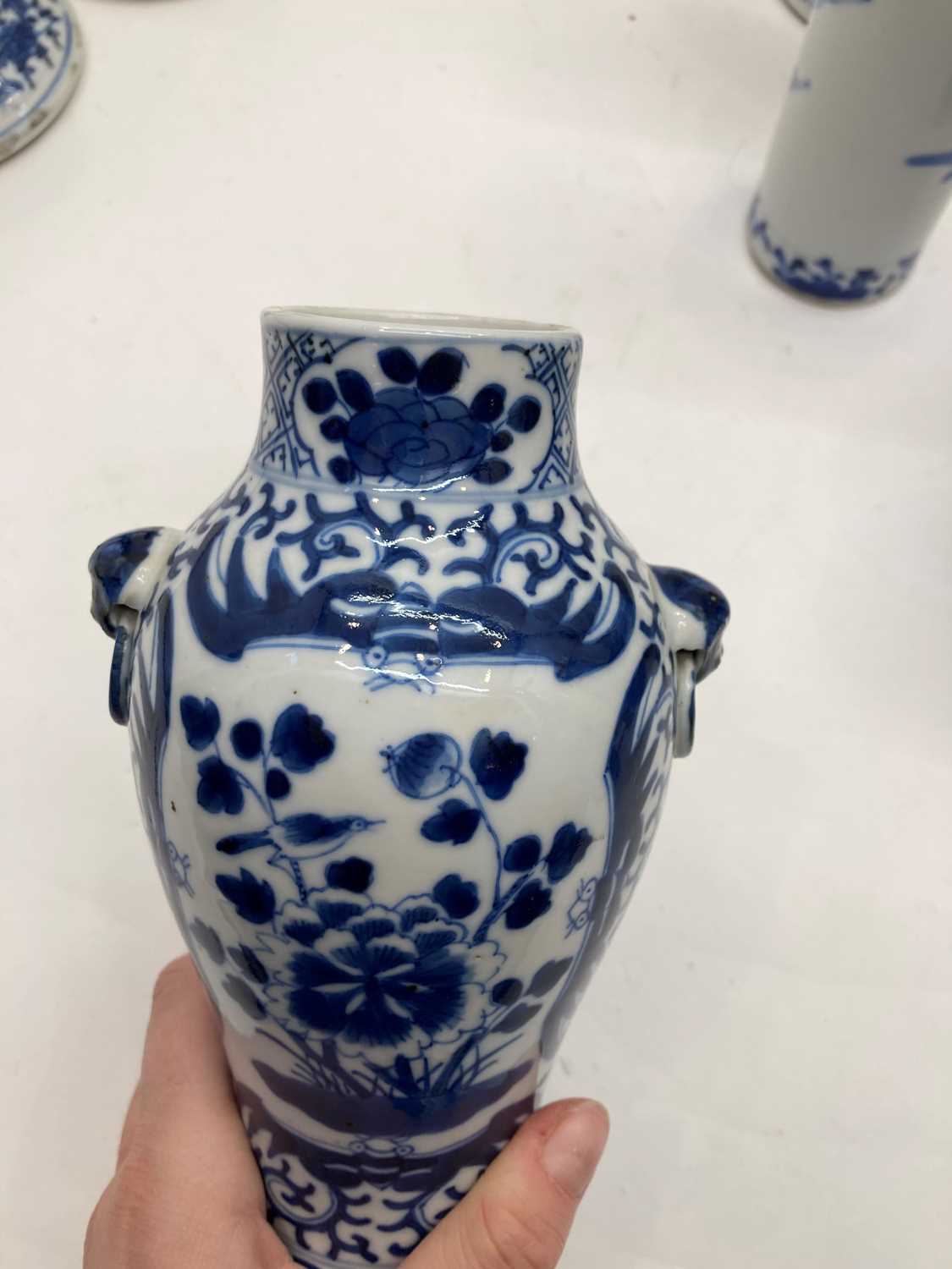 A collection of Chinese blue and white vases, - Image 25 of 47