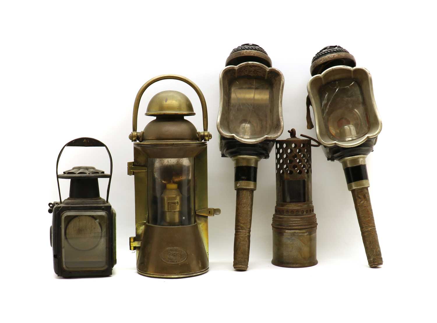 A pair of coach lamps