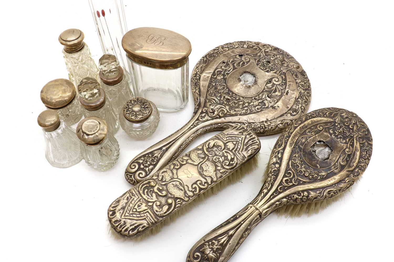 A collection of silver mounted dressing table items - Image 4 of 4