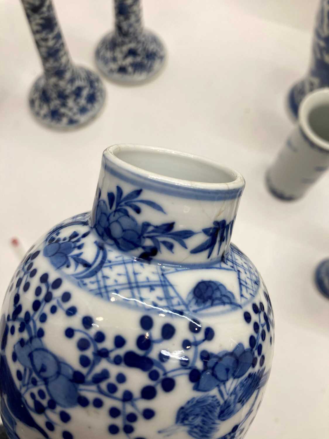 A collection of Chinese blue and white vases, - Image 17 of 47