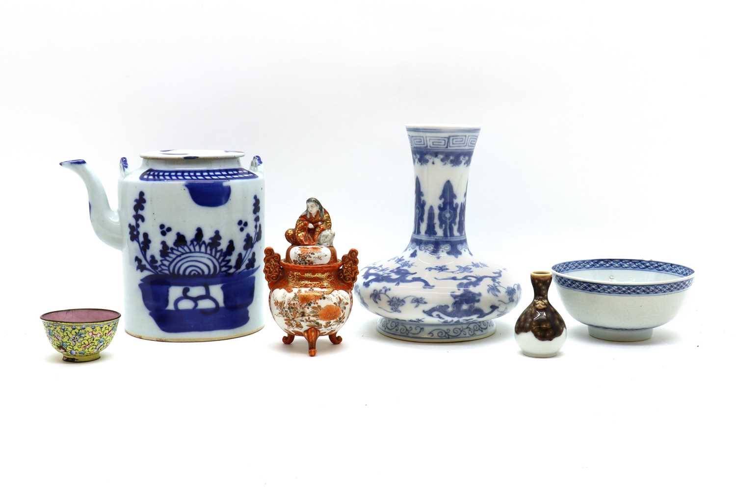 A group of Chinese and Japanese miscellaneous,