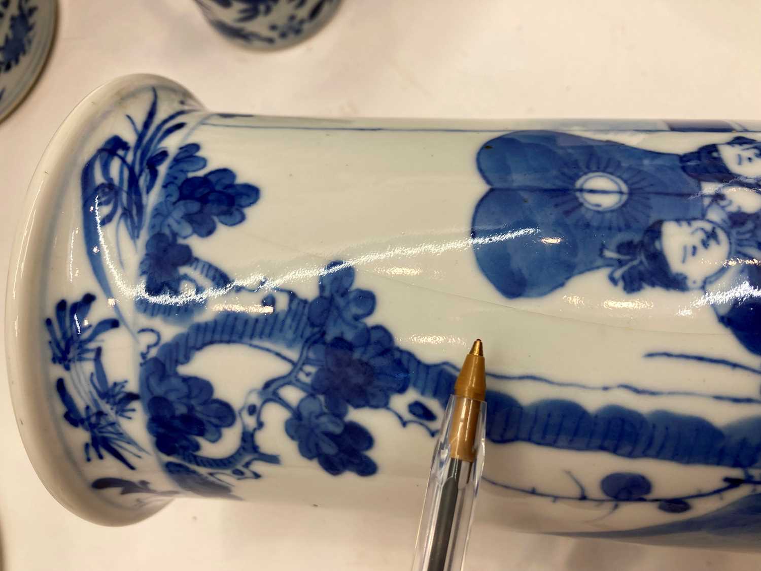 A collection of Chinese blue and white vases, - Image 22 of 47