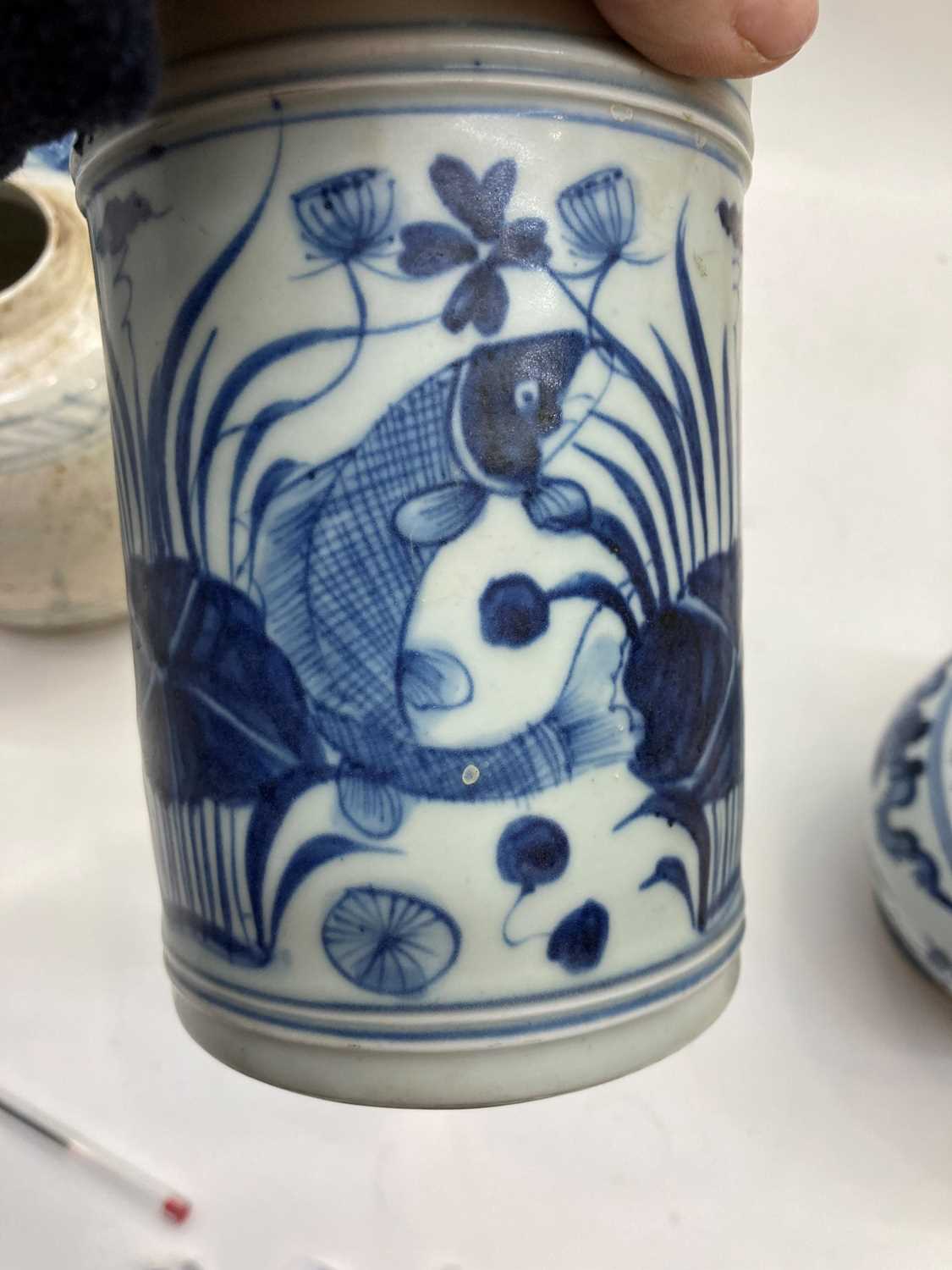 A collection of Chinese blue and white jars, - Image 16 of 46