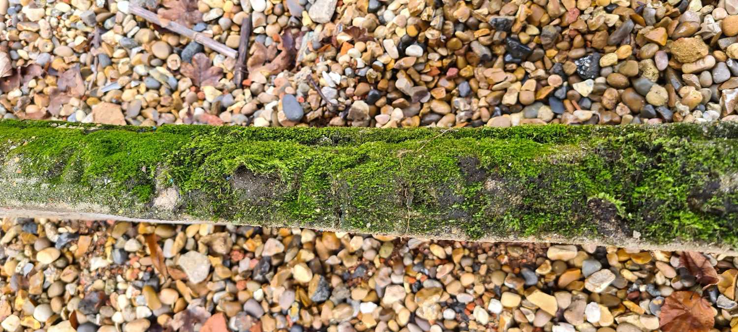 A composite stone garden bench - Image 5 of 9