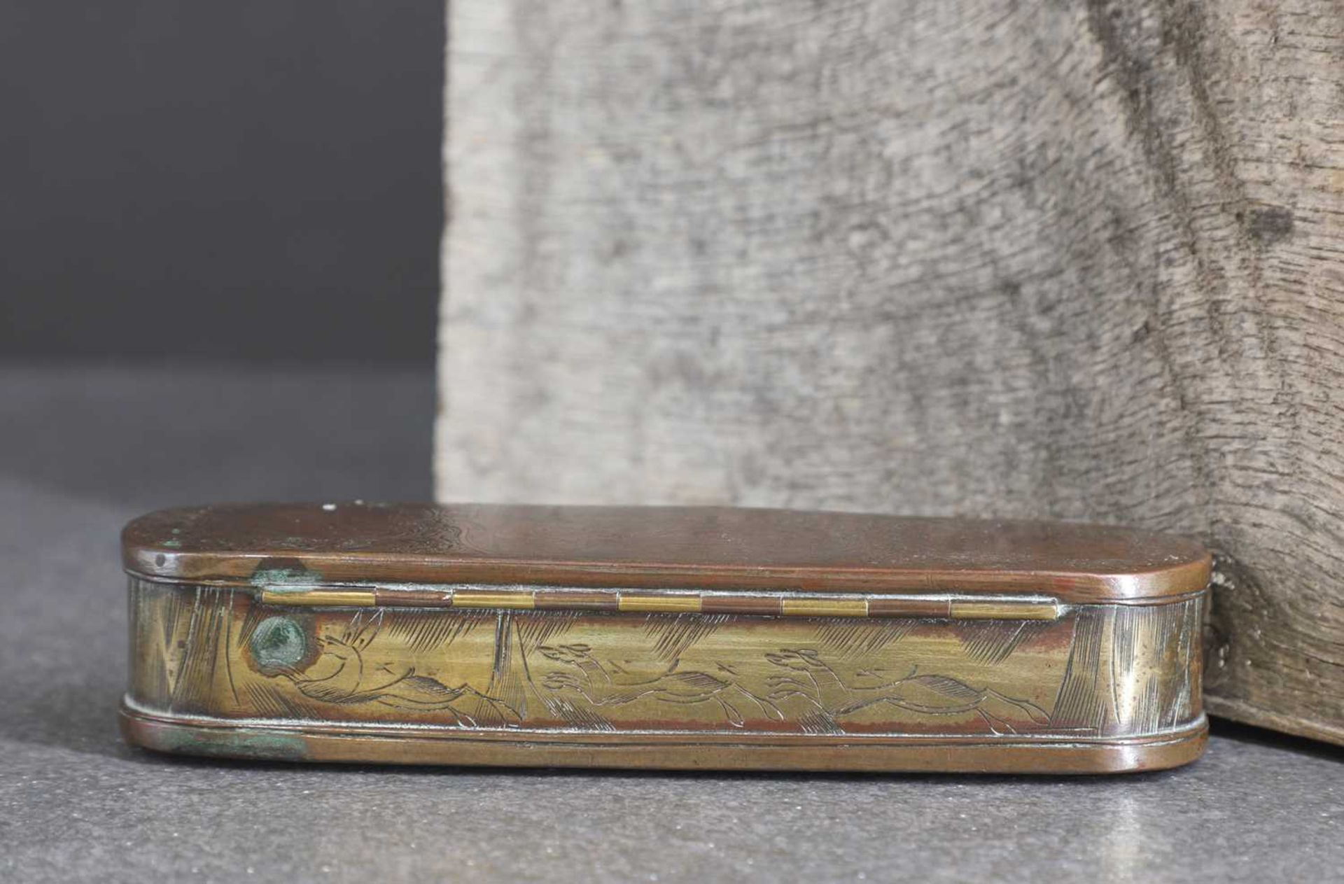 A copper and brass tobacco box, - Image 4 of 10