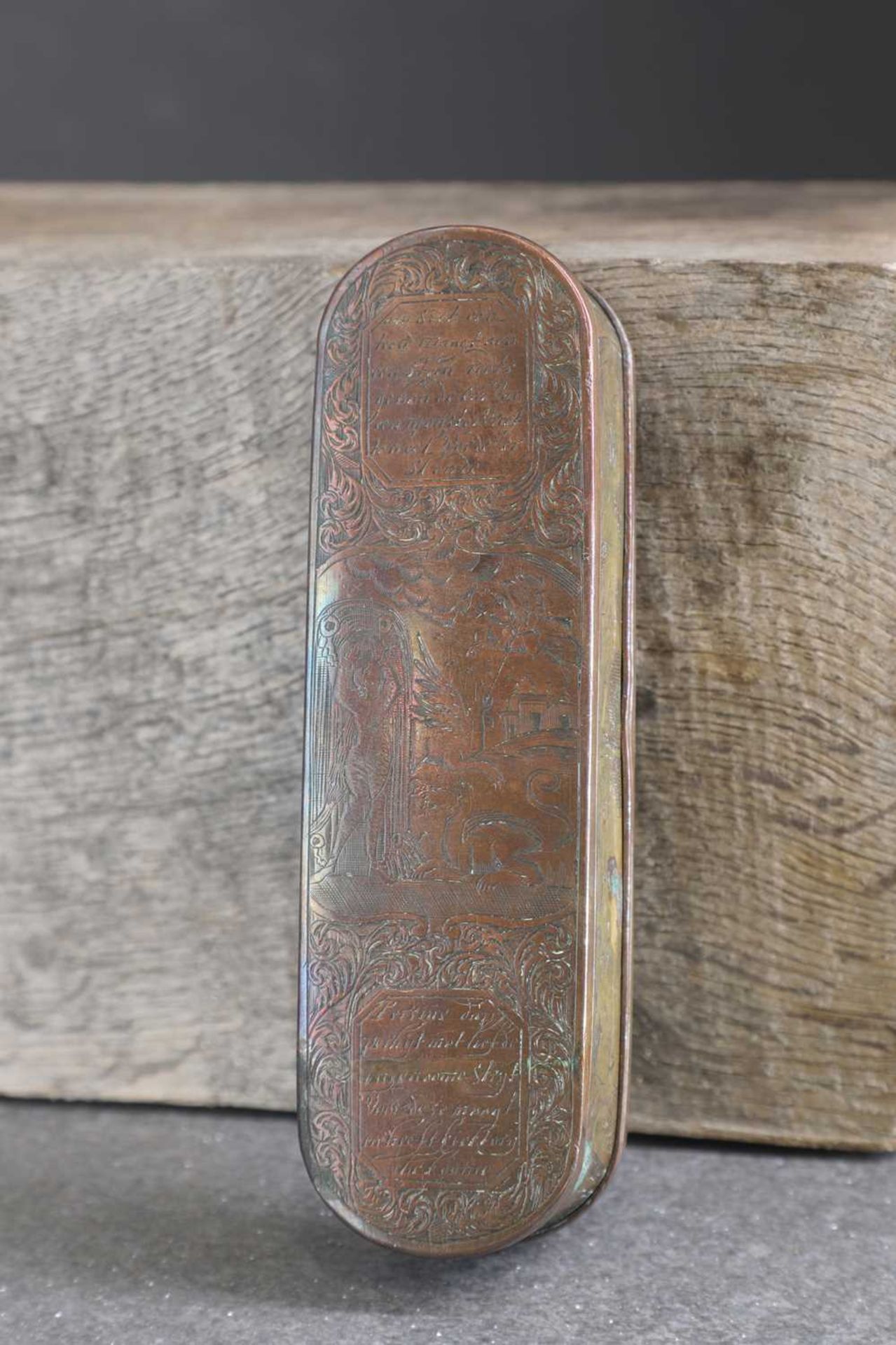 A copper and brass tobacco box, - Image 3 of 10