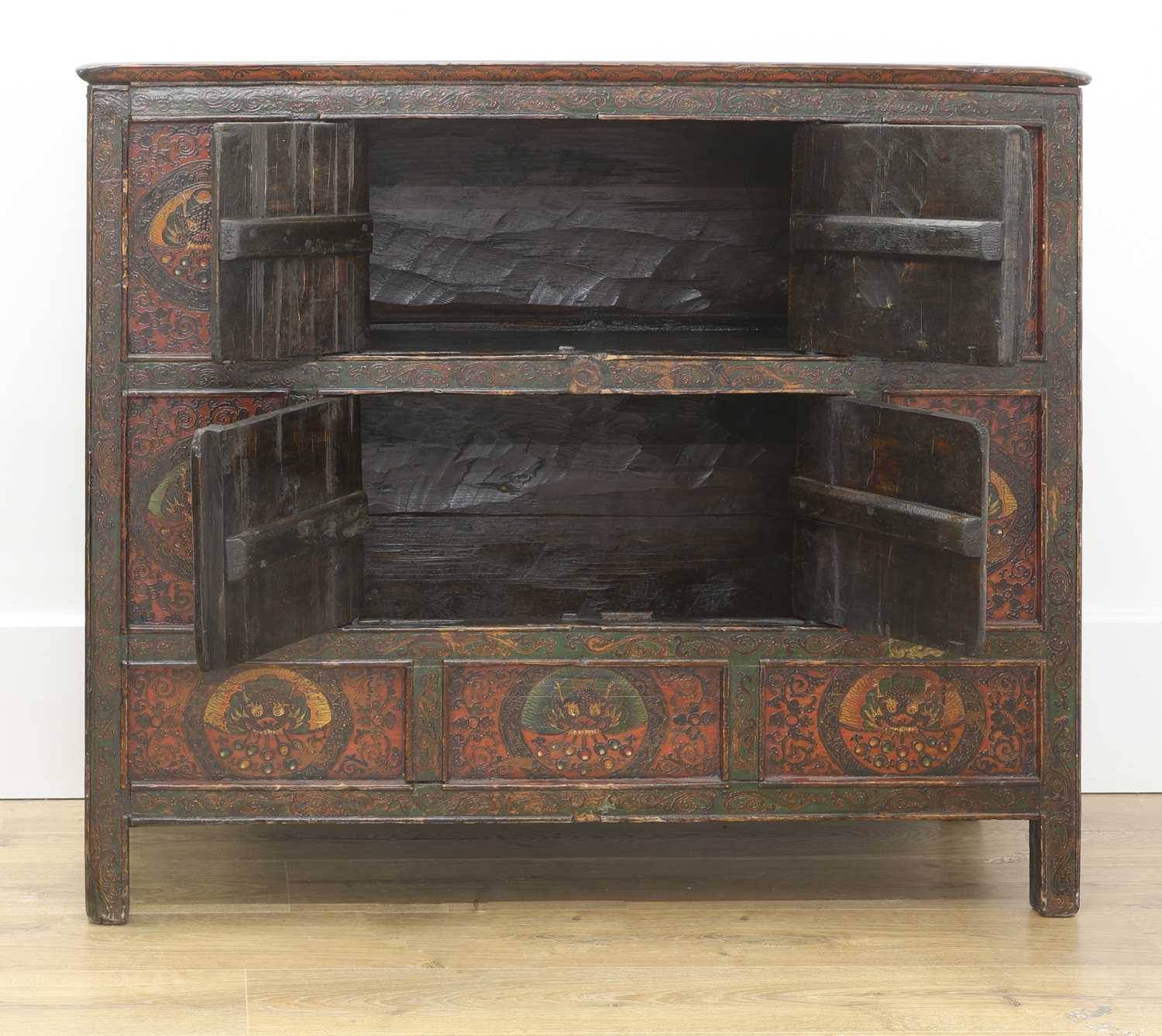 A Tibetan Buddhist altar cabinet, - Image 3 of 6