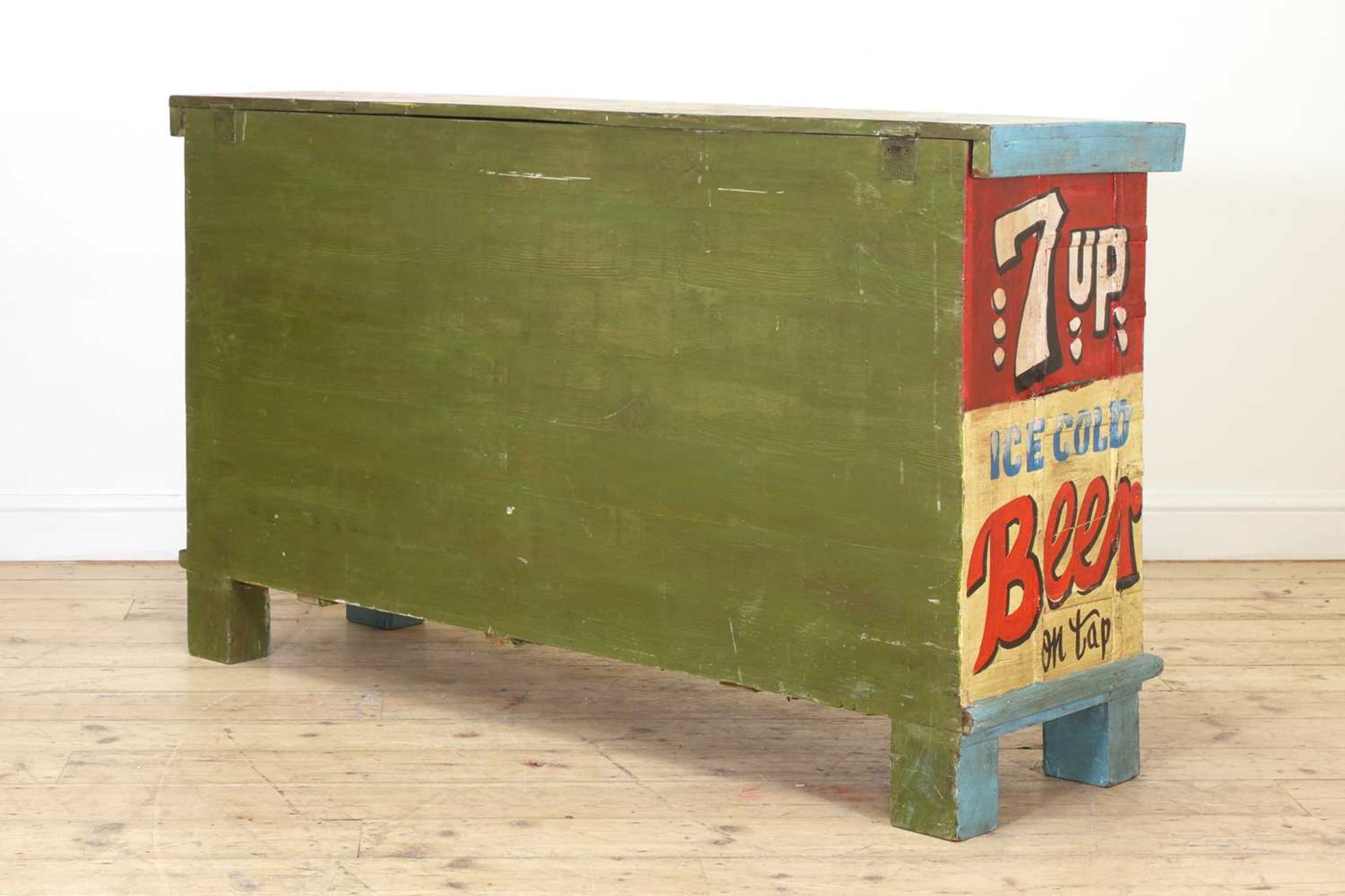 A 'circus chest', - Bild 5 aus 5