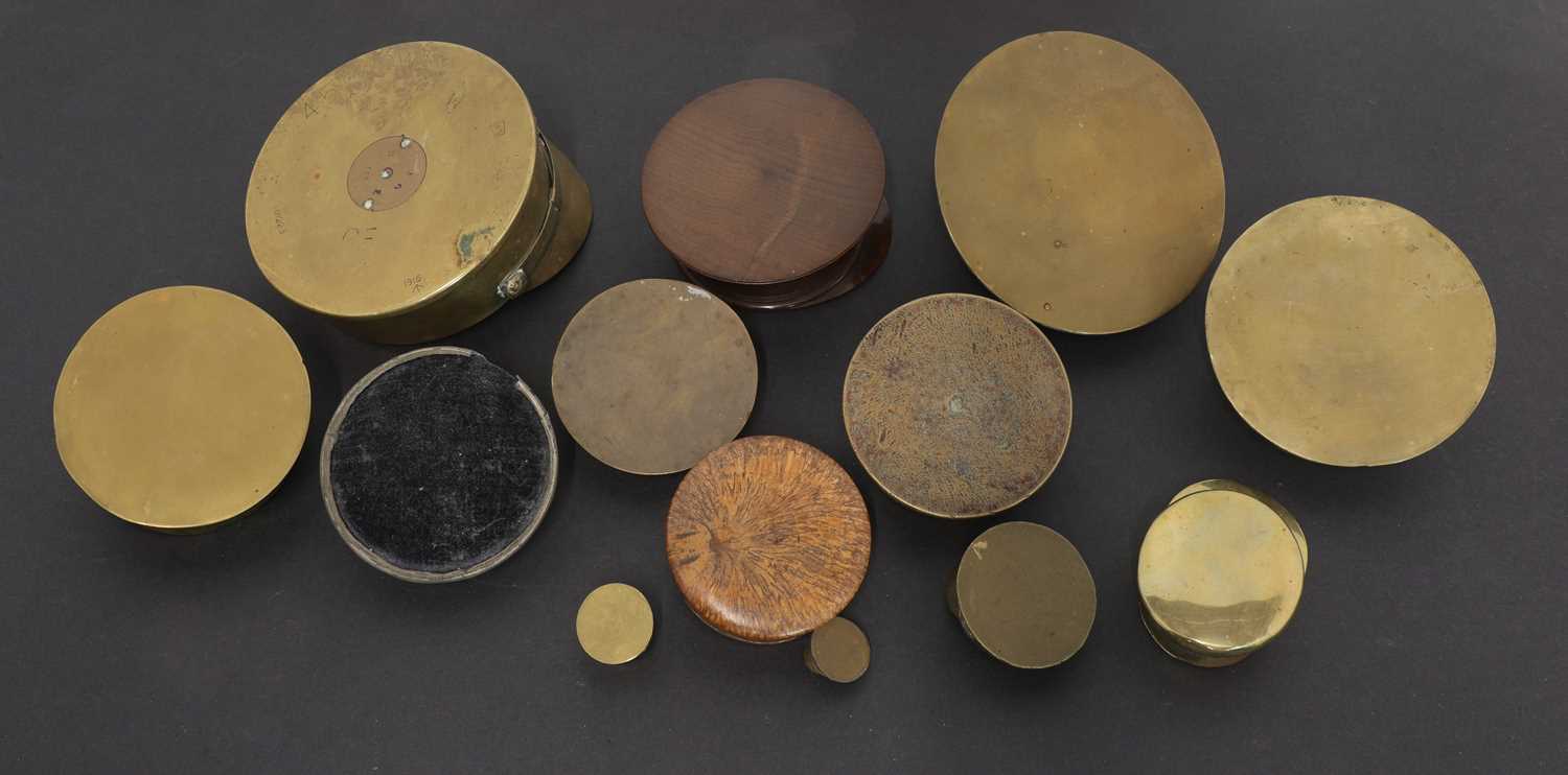 Thirteen various trench art snuff boxes, - Image 2 of 2