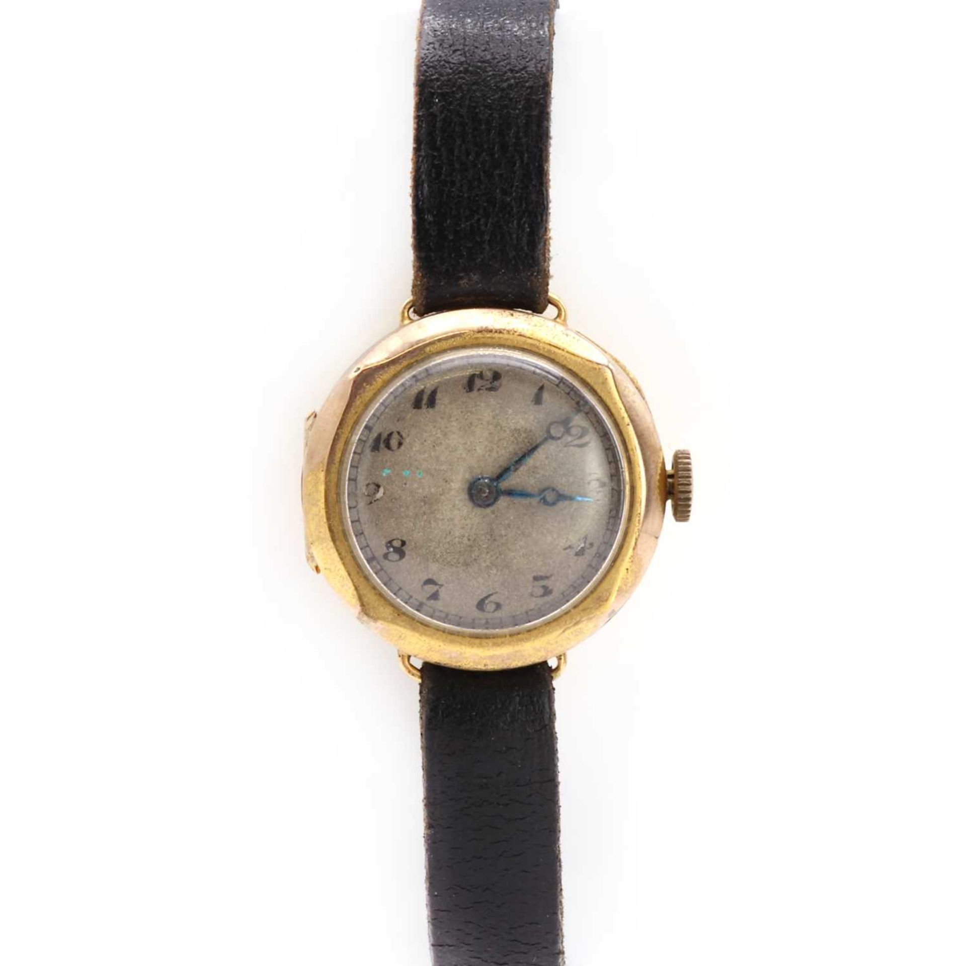 A 9ct gold ladies' mechanical strap watch,