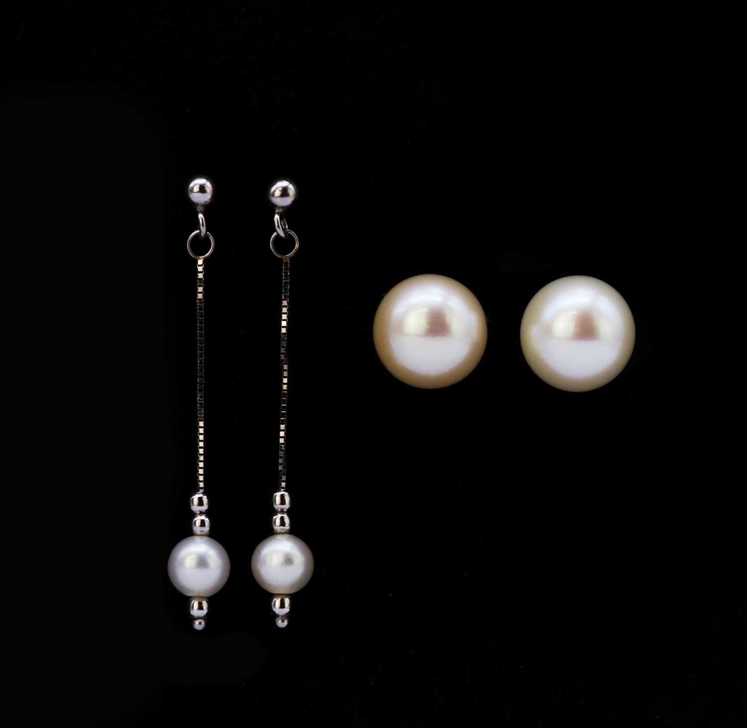 Nine pairs of earrings, - Image 2 of 3