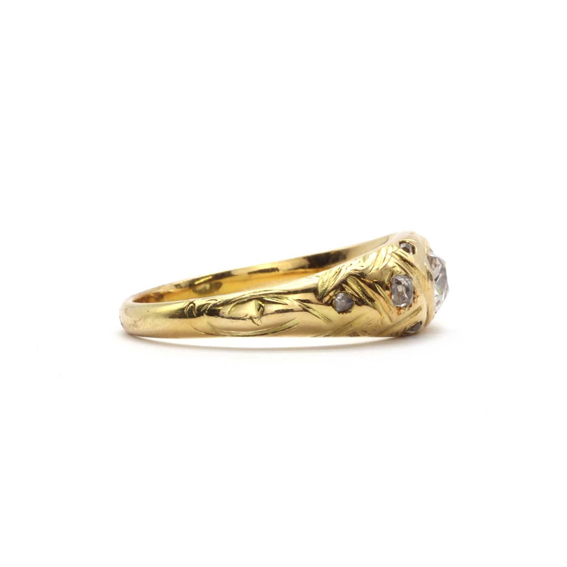 A gold diamond ring, - Bild 3 aus 3