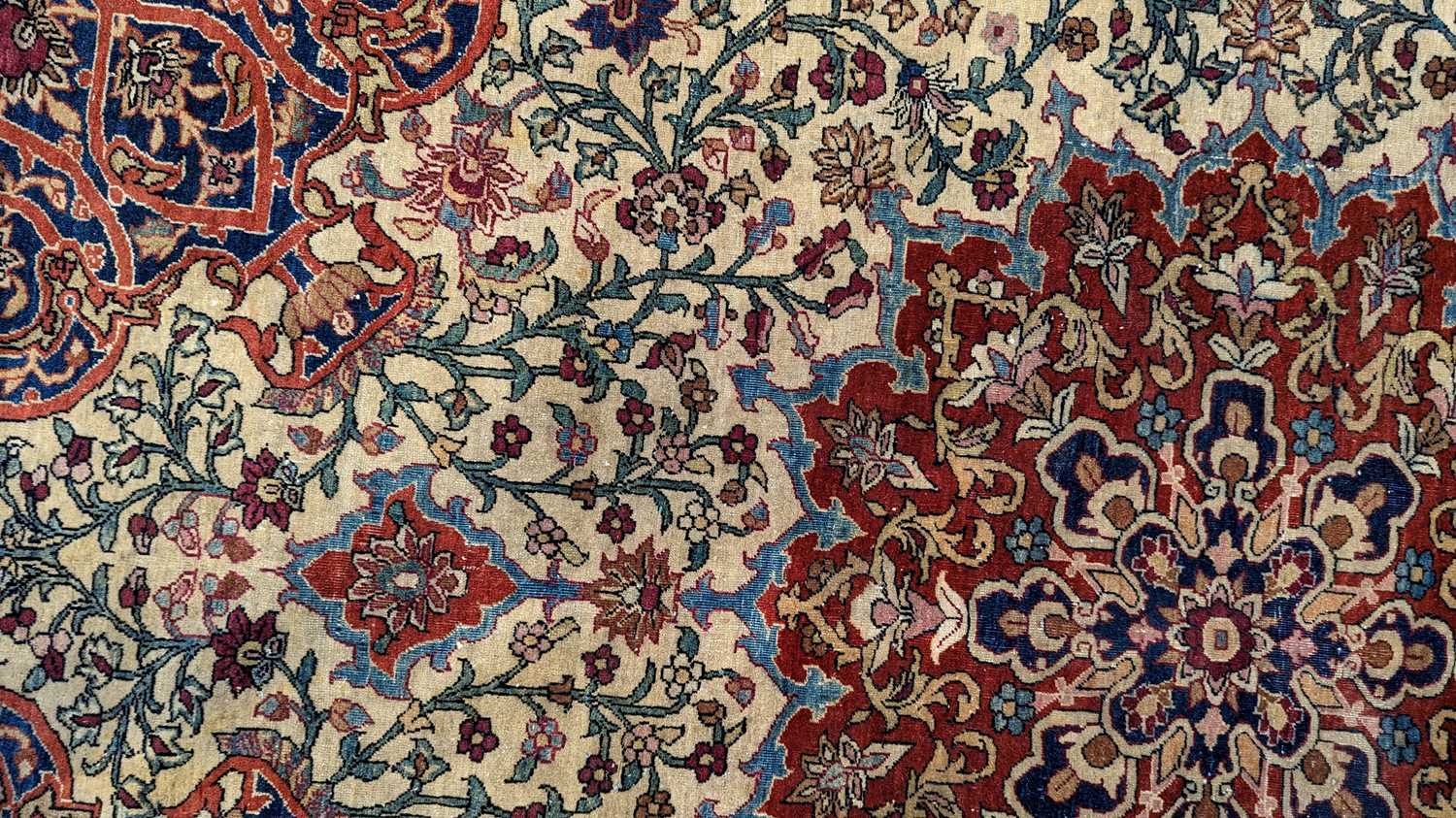 An Isfahan rug, - Image 3 of 15