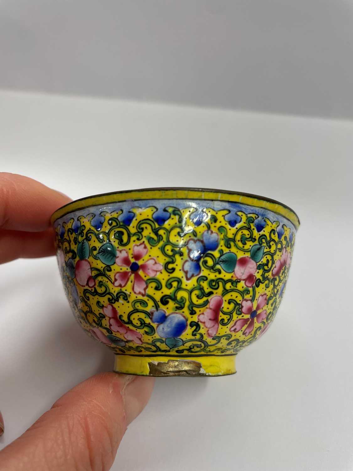 A Chinese painted enamel tea bowl and tray, - Image 10 of 26