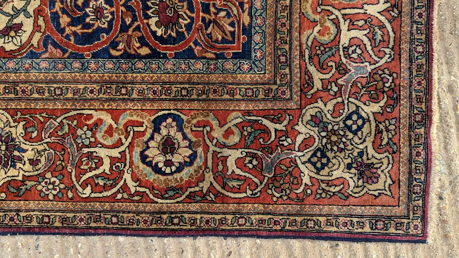 An Isfahan rug, - Image 15 of 15