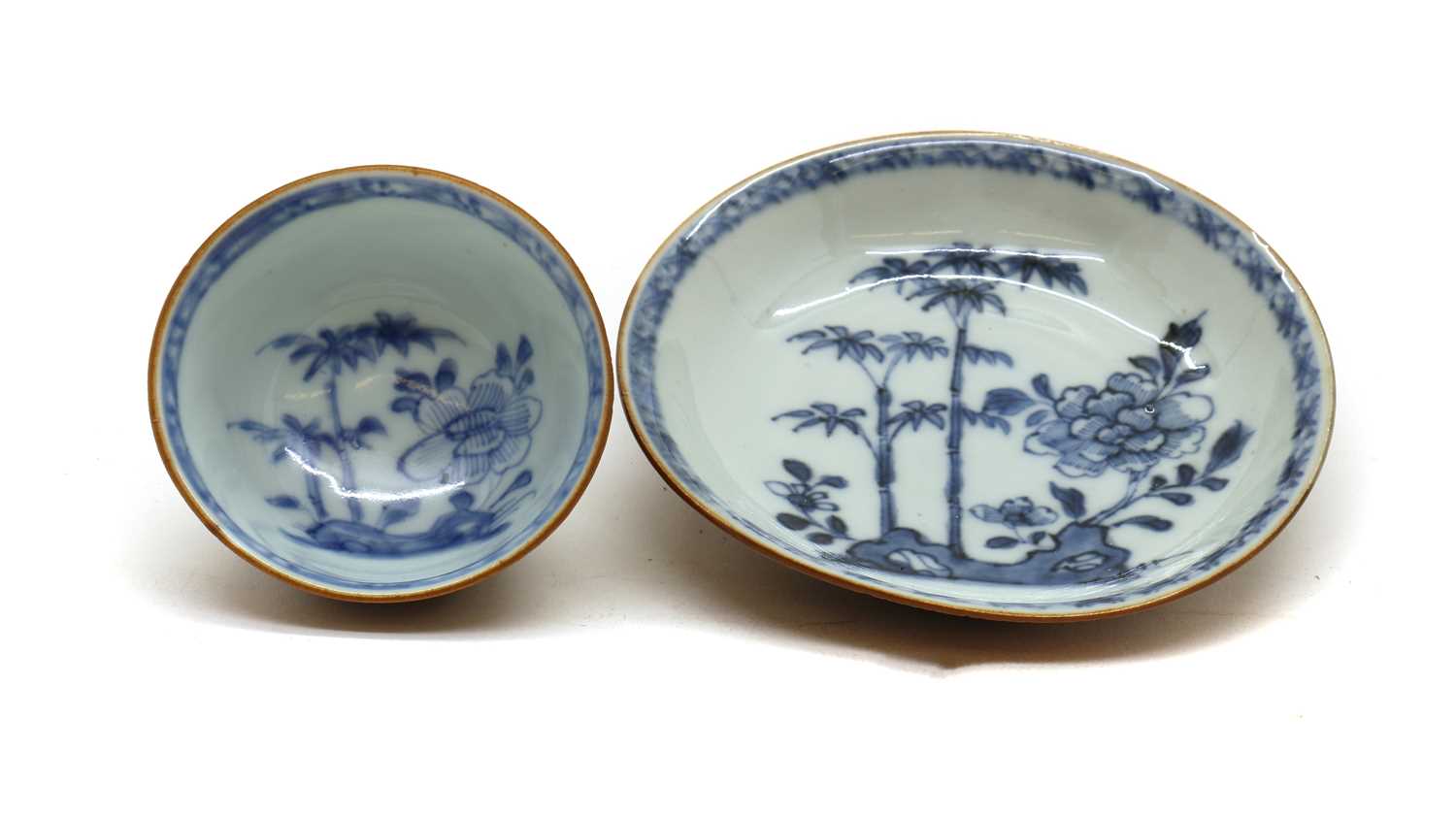 A Chinese Nanking Cargo blue and white porcelain tea bowl and saucer, - Image 3 of 4