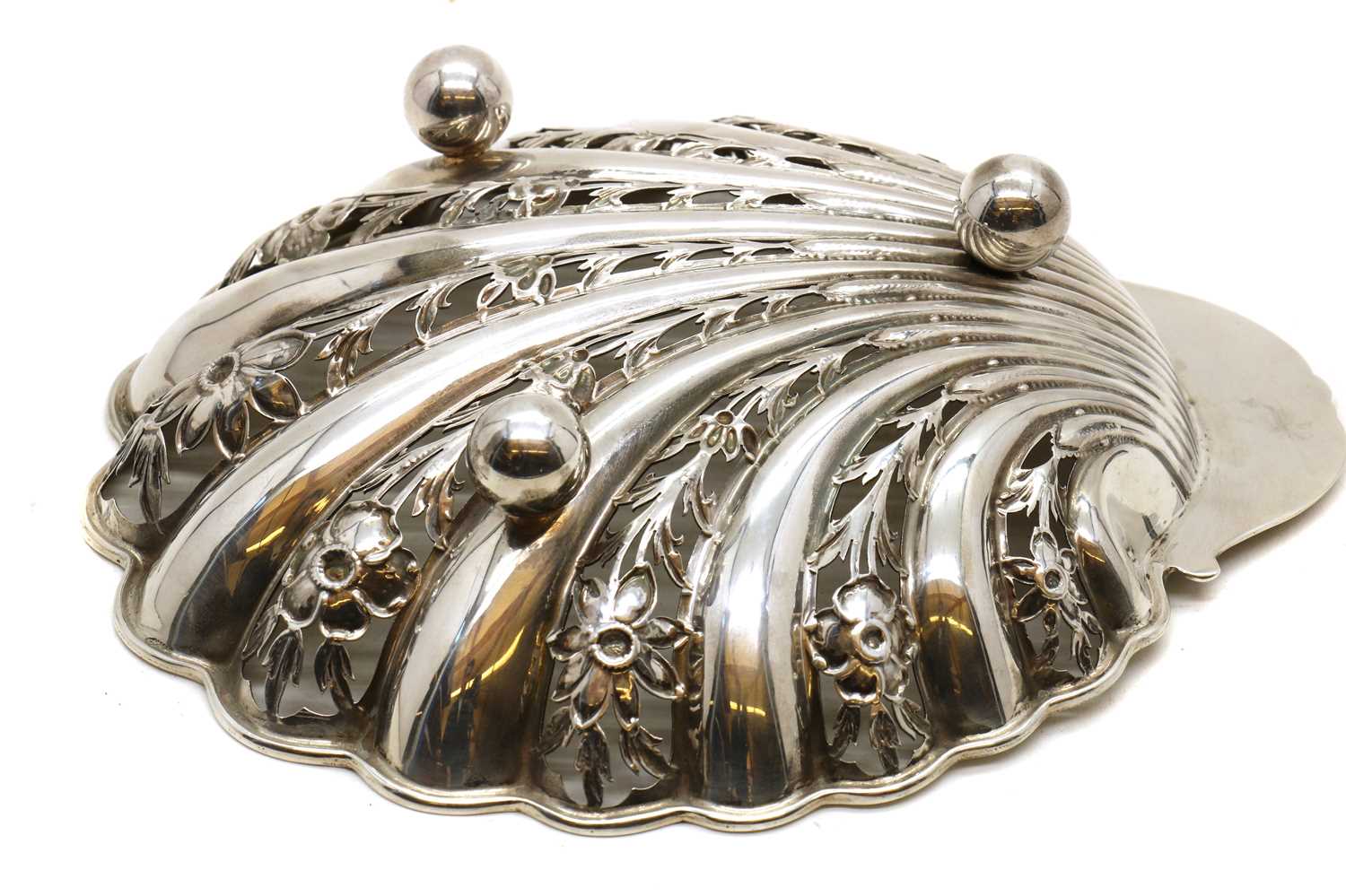 A silver shell dish, - Image 3 of 4