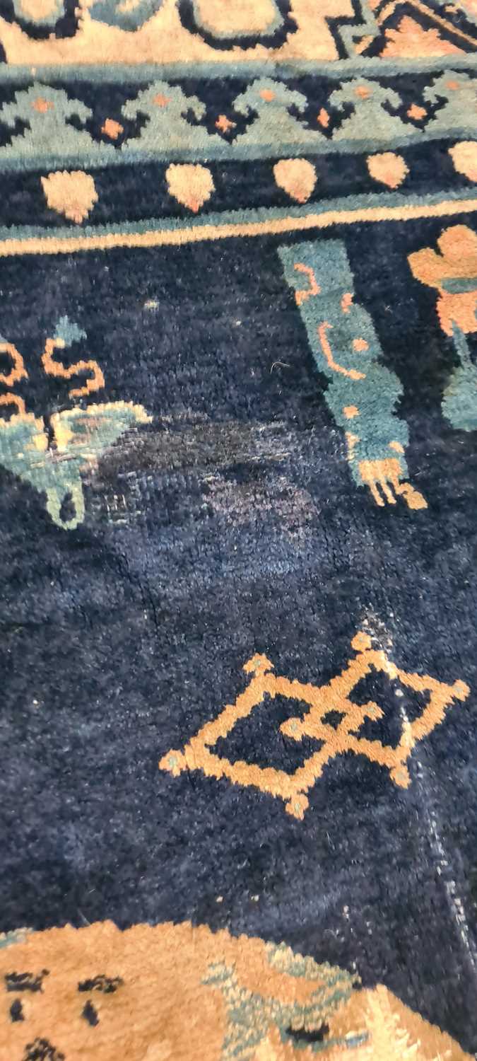 A Chinese wool rug, - Image 22 of 24