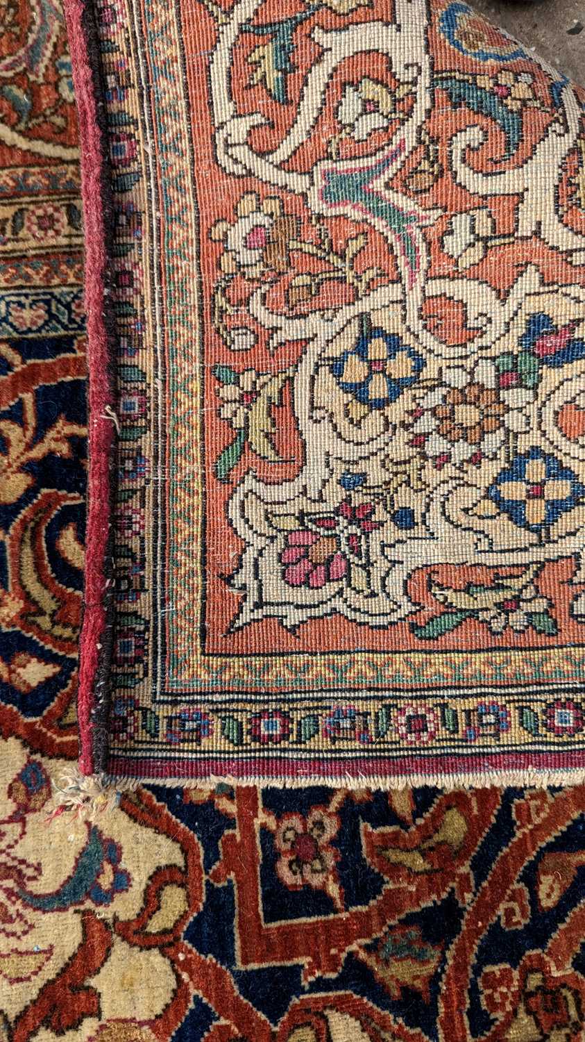 An Isfahan rug, - Image 9 of 15