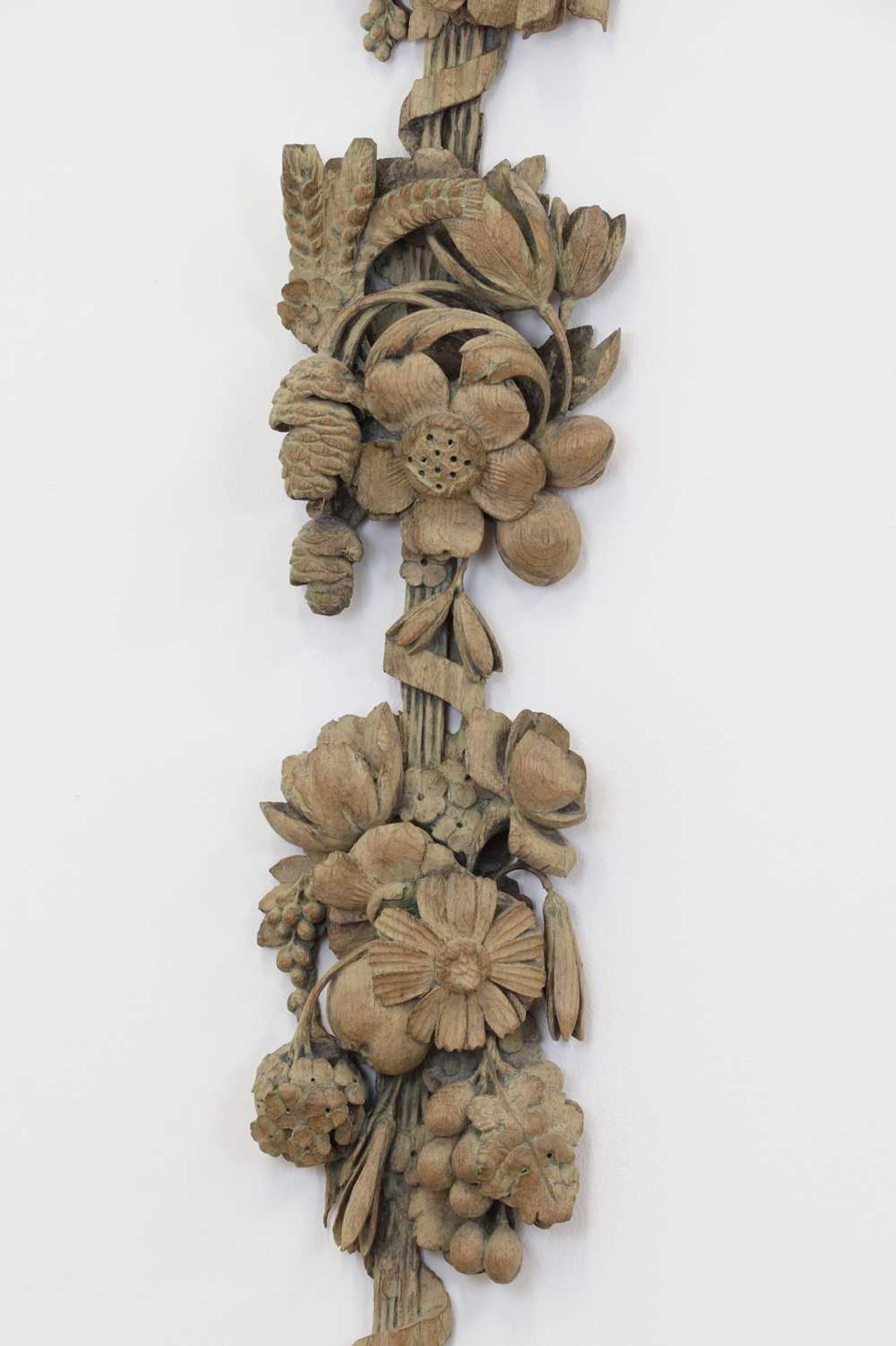 A group of carved and pierced oak wall appliqués, - Image 2 of 38