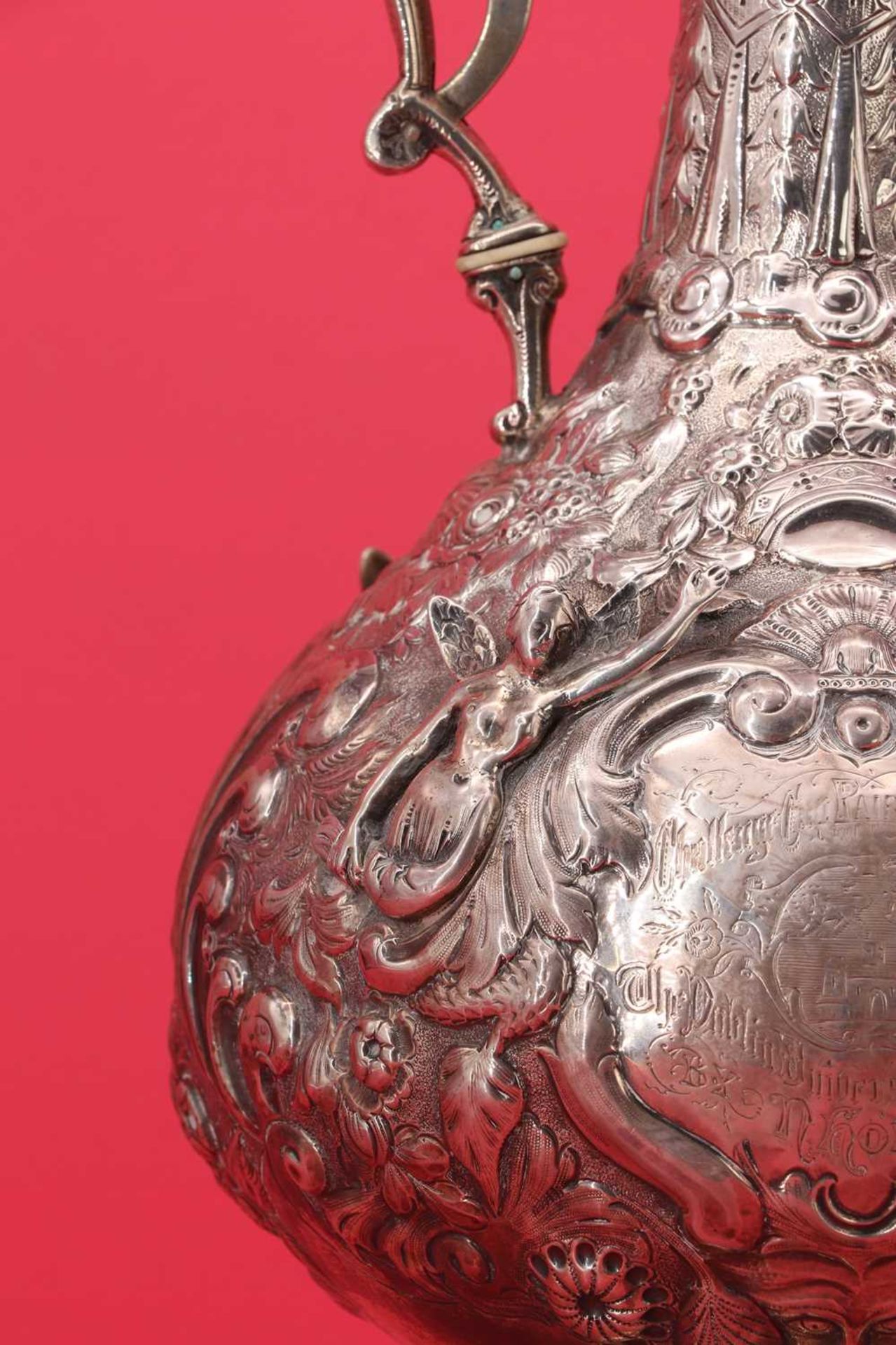 An Victorian Irish silver Armada pattern claret jug, - Bild 10 aus 23