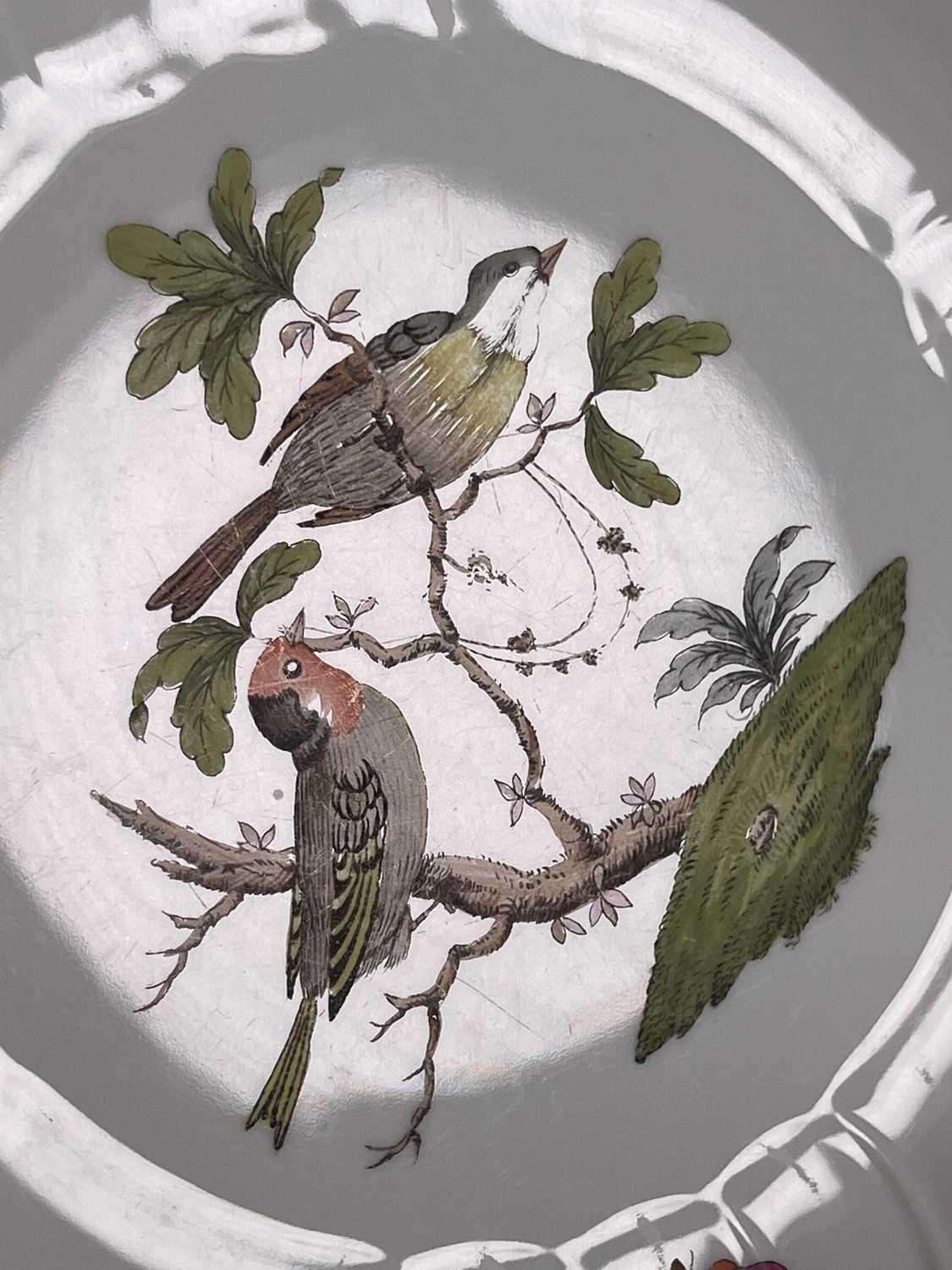 A Herend porcelain 'Rothschild Bird' dinner service, - Image 21 of 40