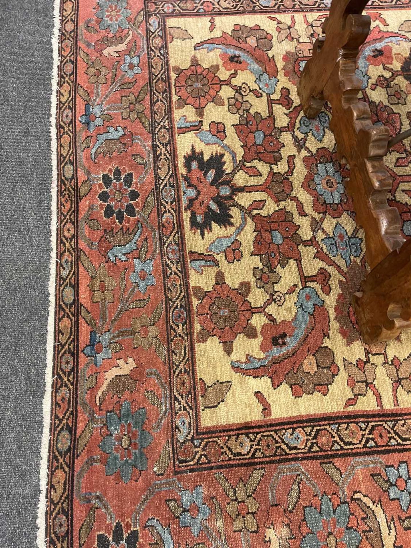 A Persian Feraghan wool carpet, - Bild 14 aus 23