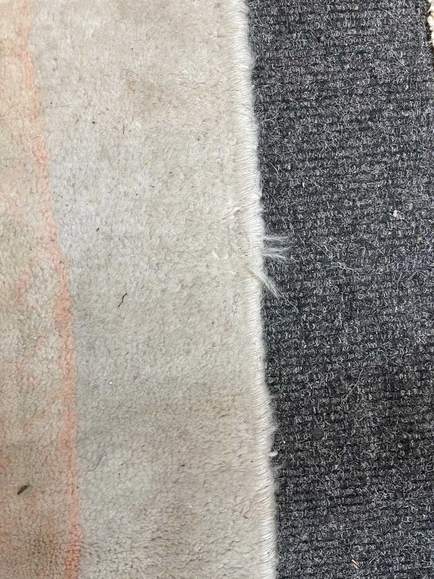 An Oushak wool carpet of Ziegler design, - Bild 14 aus 19