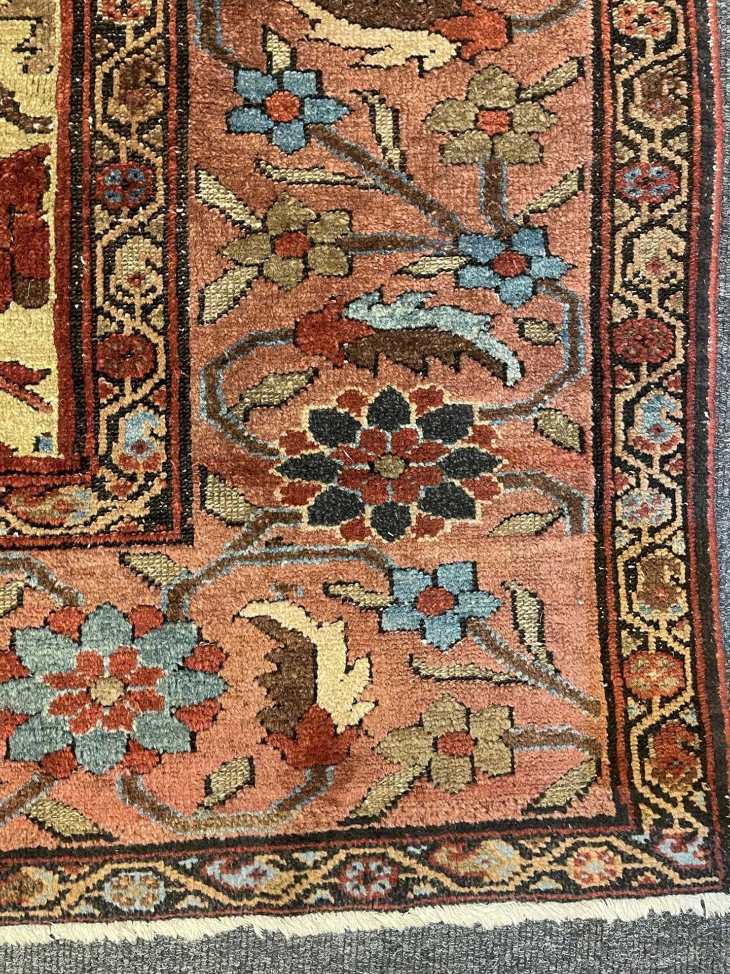 A Persian Feraghan wool carpet, - Bild 18 aus 23