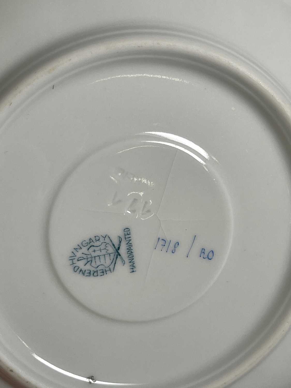 A Herend porcelain 'Rothschild Bird' dinner service, - Image 37 of 40