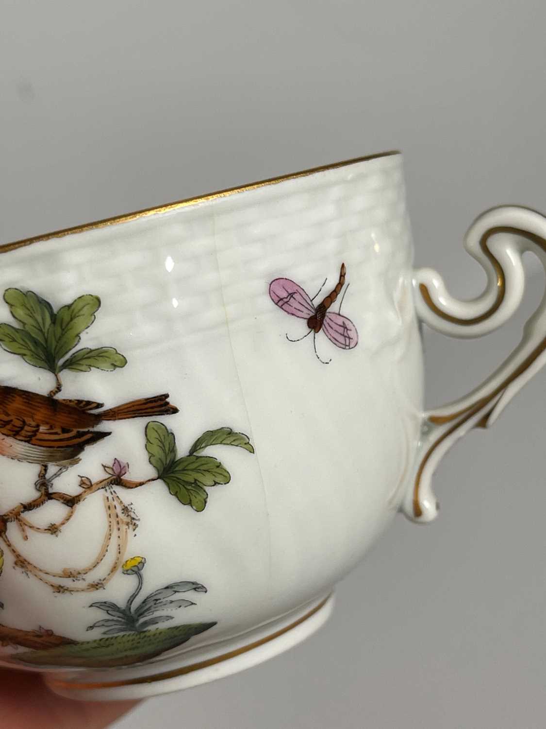 A Herend porcelain 'Rothschild Bird' dinner service, - Image 38 of 40