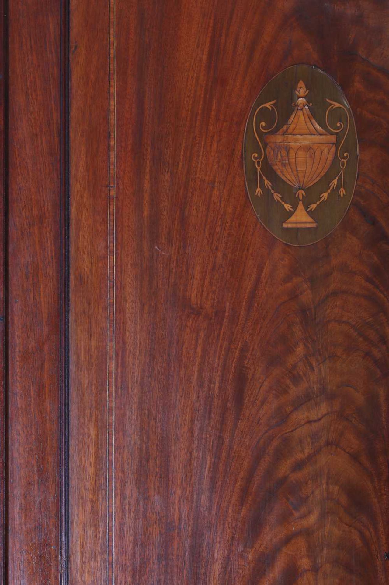 A George III mahogany and inlaid linen press, - Image 5 of 6