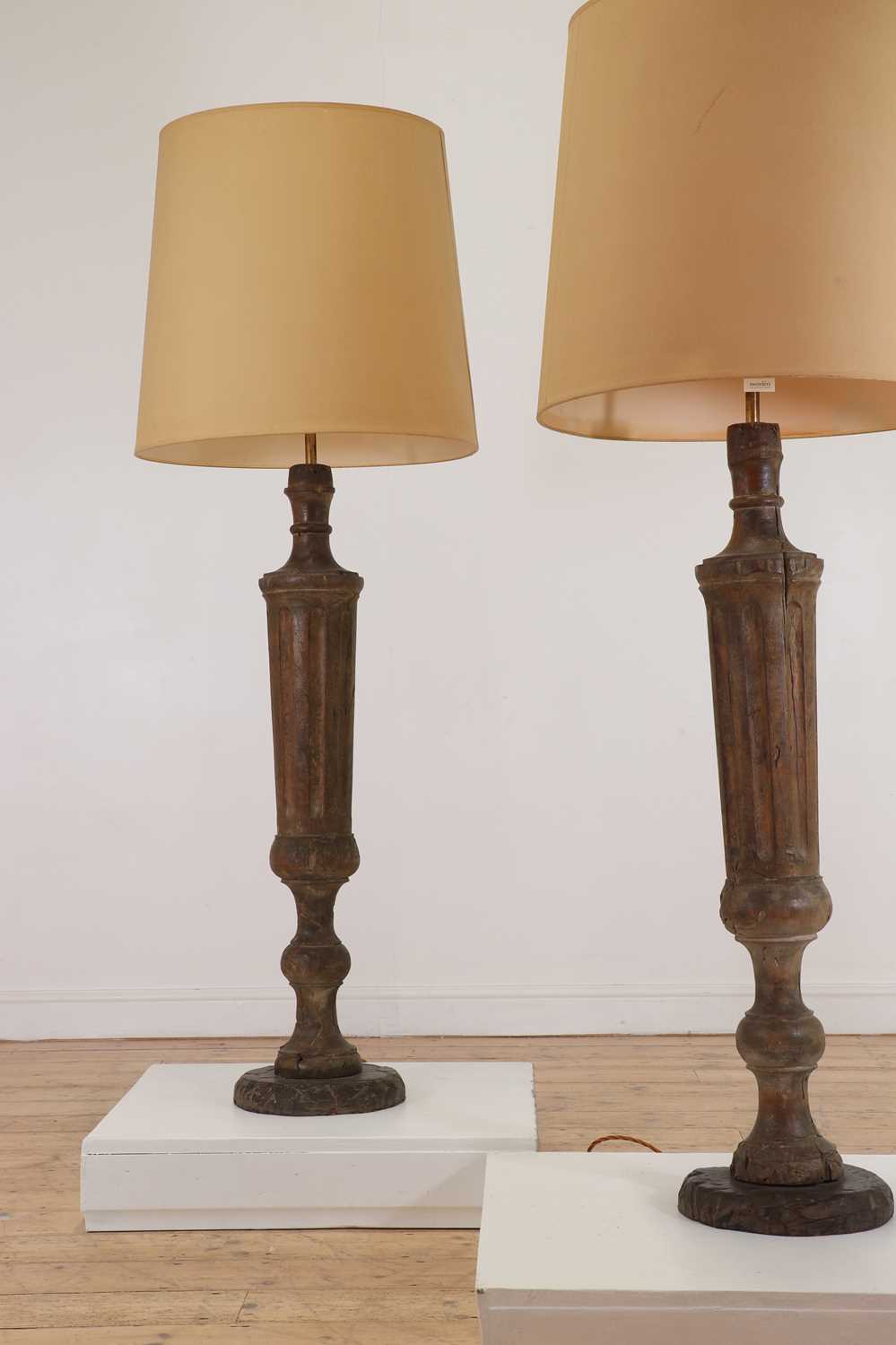 A pair of painted wooden pilaster floor lamps, - Image 3 of 4
