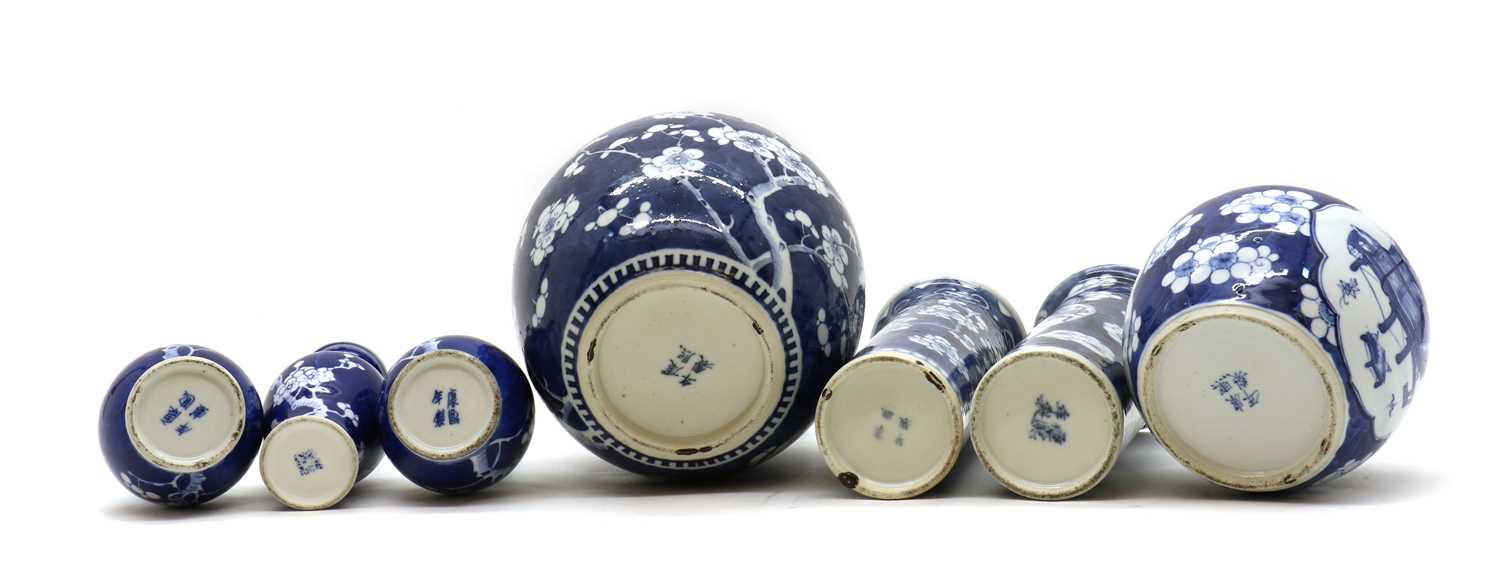 A collection of Chinese blue and white, - Image 4 of 62