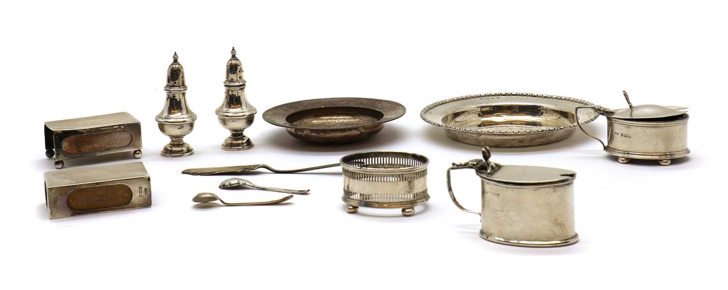 A collection of silver items - Image 2 of 3