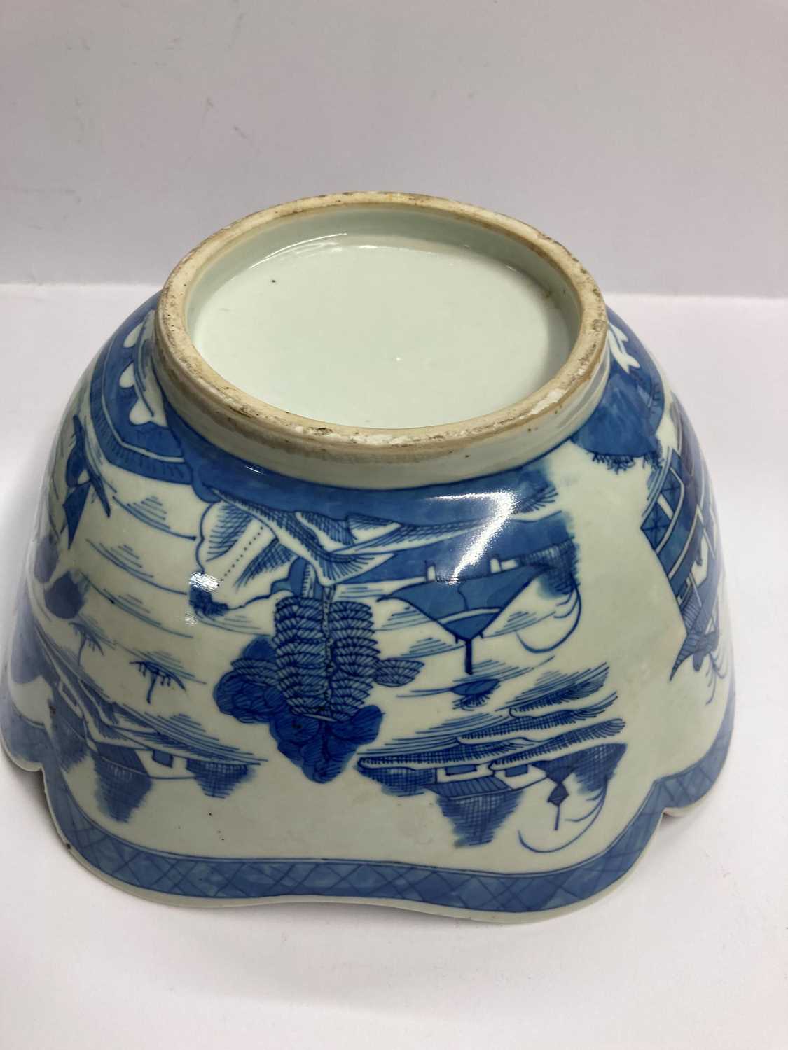 A Chinese blue and white bowl, - Image 28 of 29