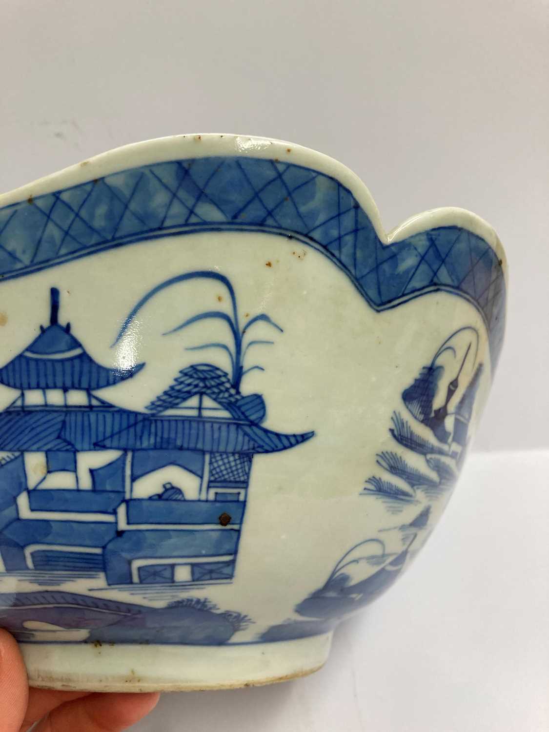 A Chinese blue and white bowl, - Image 27 of 29