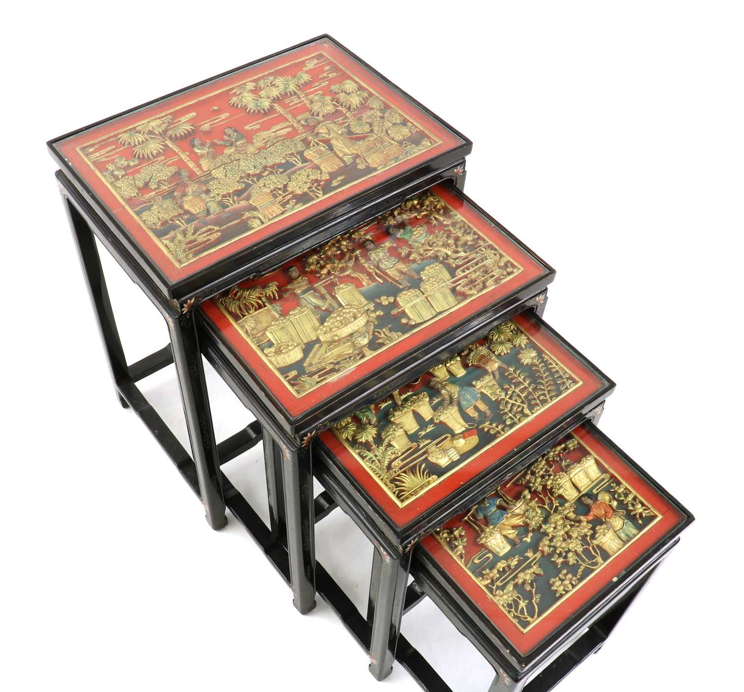 A Chinese nest of four lacquered tables - Image 4 of 5