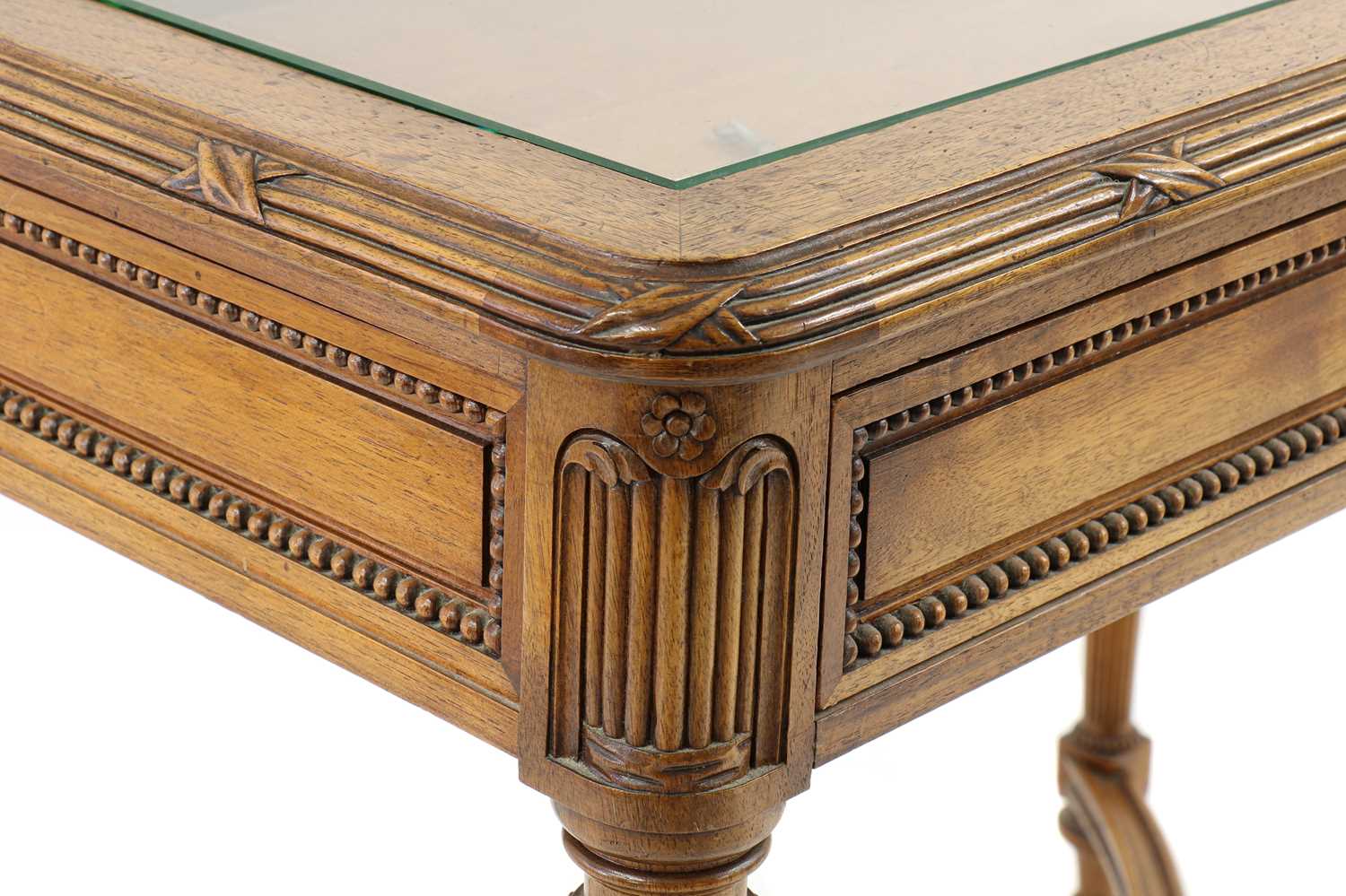 A Louis XVI-style walnut bijouterie table - Image 5 of 5