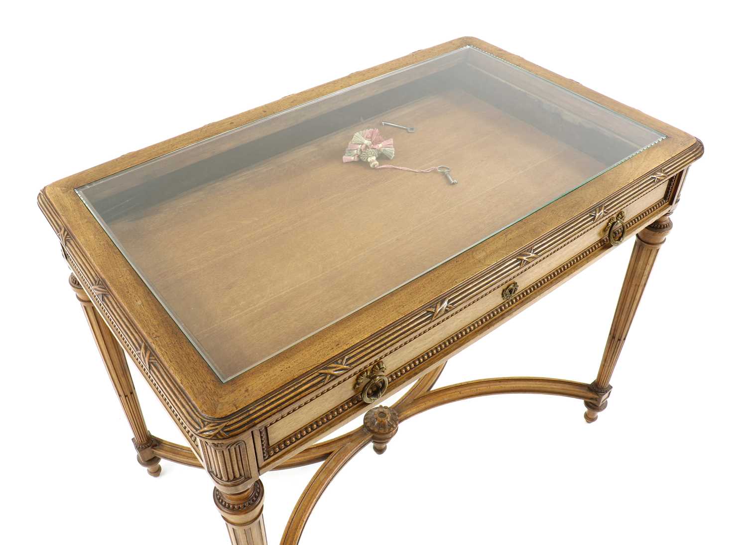 A Louis XVI-style walnut bijouterie table - Image 3 of 5