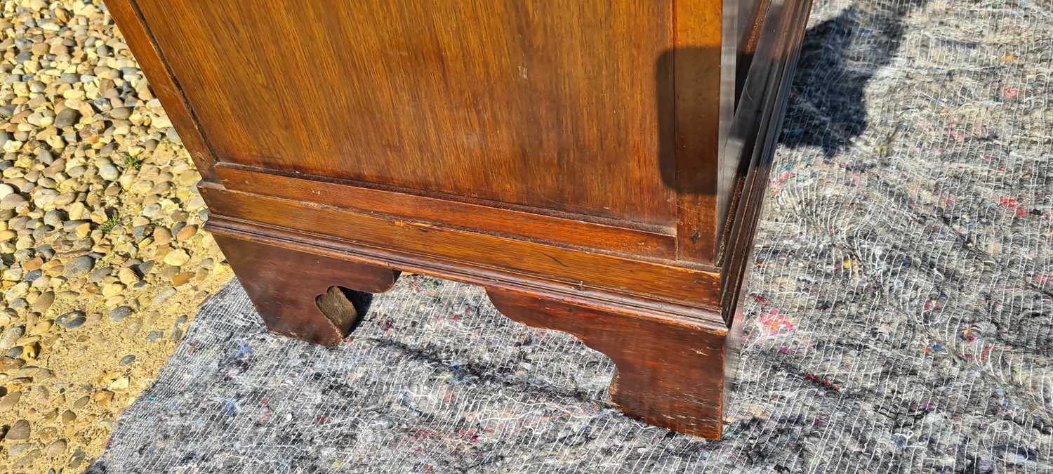 An Edwardian mahogany pedestal desk - Image 36 of 43