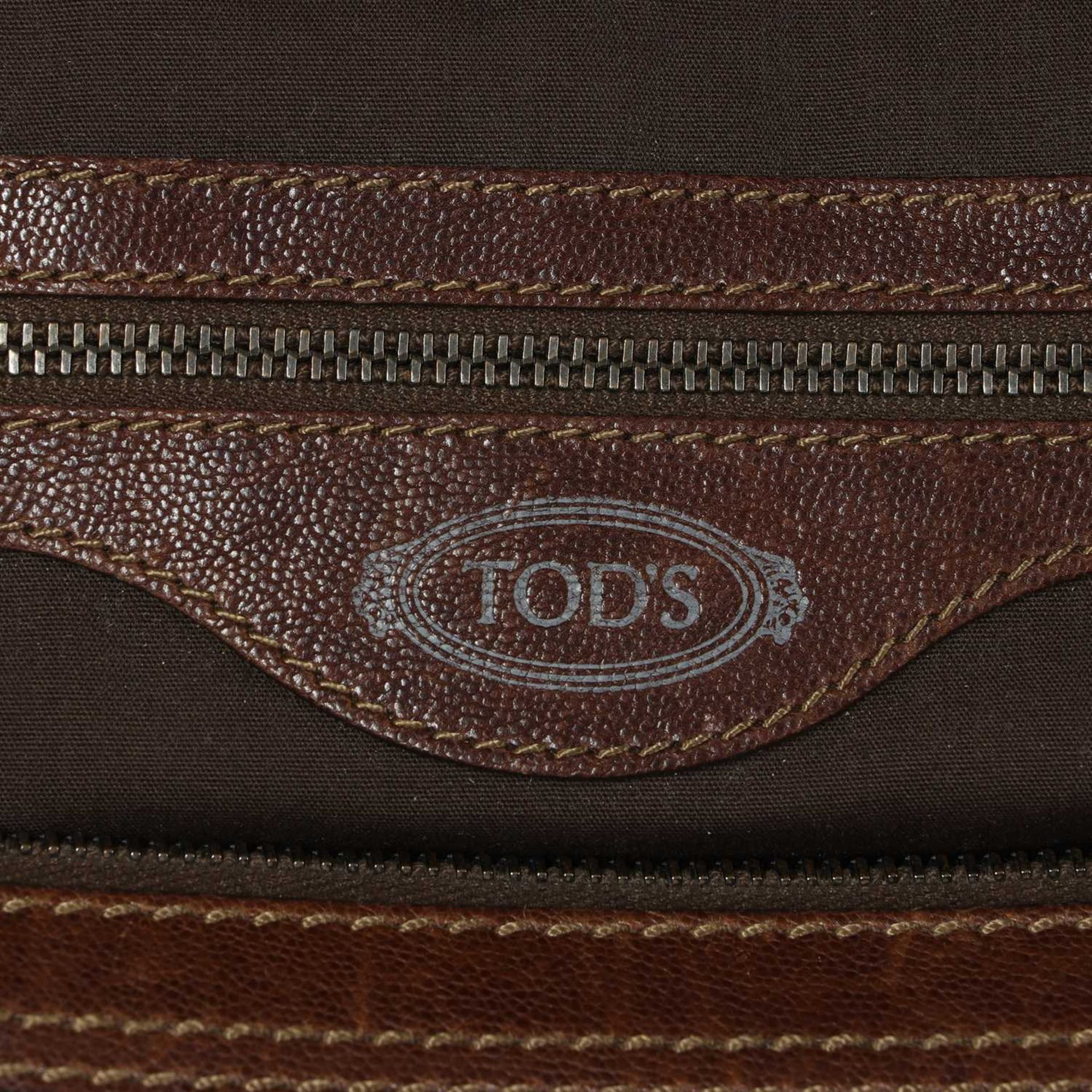 A Tods brown leather shopper tote, - Bild 2 aus 16