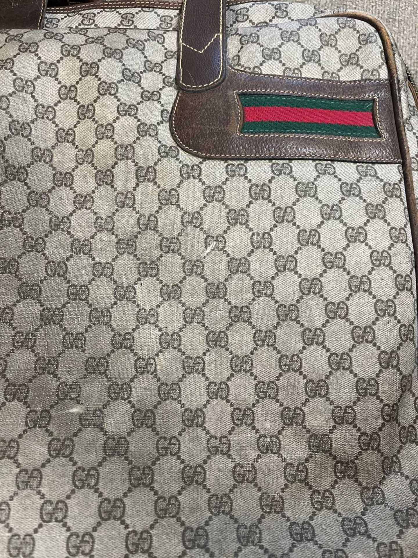 A Vintage Gucci soft-sided suitcase, - Bild 20 aus 20