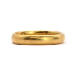 A 22ct gold wedding ring,