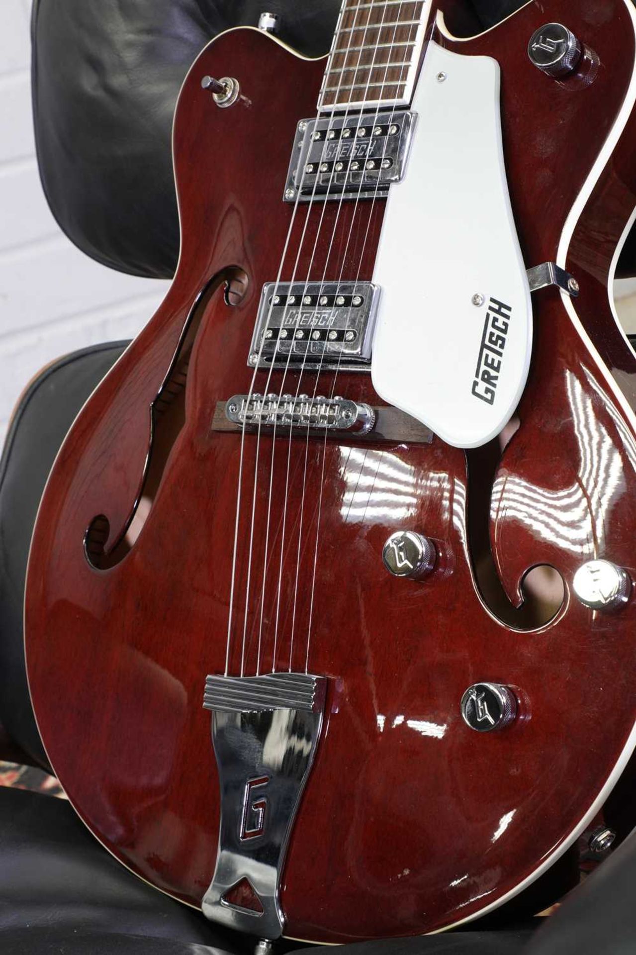A Gretsch Electromatic semi-hollow electric guitar, - Bild 6 aus 8