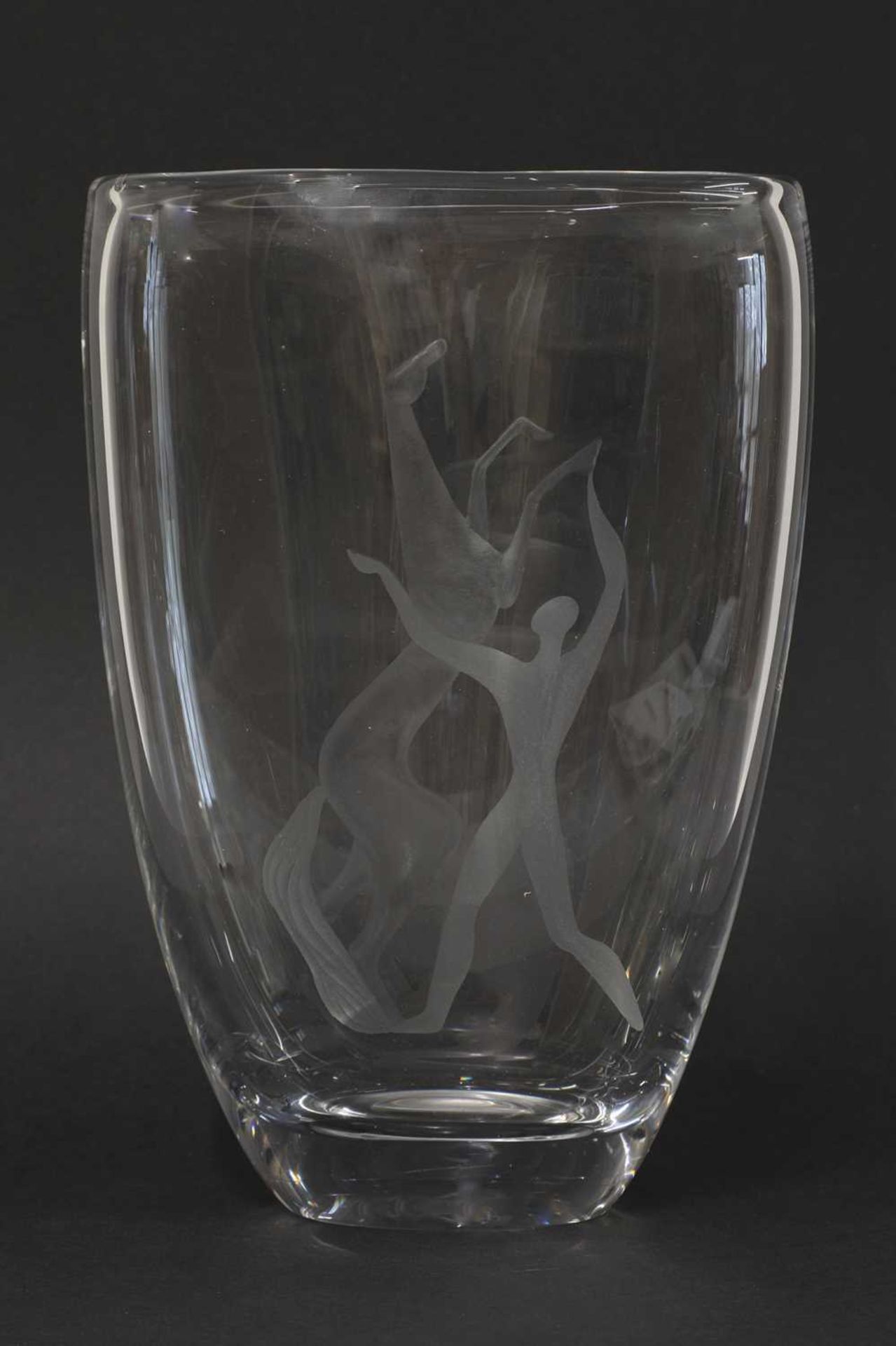 A Swedish Kosta 'Hästdressyr' or 'Manége' glass vase,